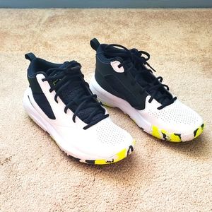 Under Armour Unisex-Adult Lockdown 5 Basketball Shoe Men's sz 9 Women's 10.5